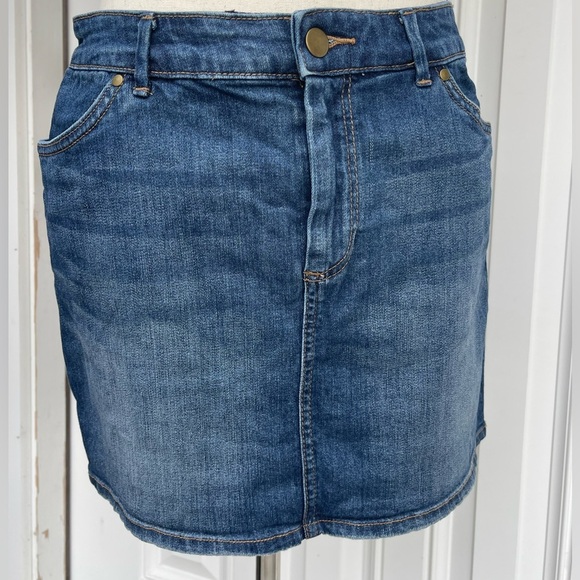 H&M Denim Mini Skirt Size 8 - Picture 1 of 10